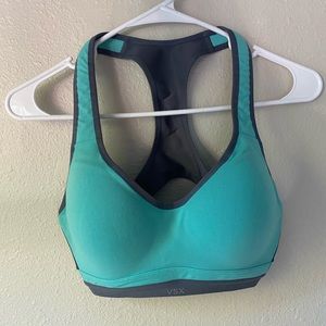 Victoria’s Secret Sports Bra 34C